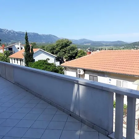 Two Bedroom Ap., Huge Terrace & Sandy Beach! Елса